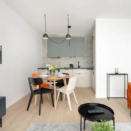 Nowoczesny Z Parkingiem I Klimatyzacja W Poznaniu By Renters Posen