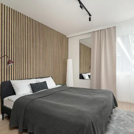 Apartment Nowoczesny Z Parkingiem I Klimatyzacja W Poznaniu By Renters Poznan